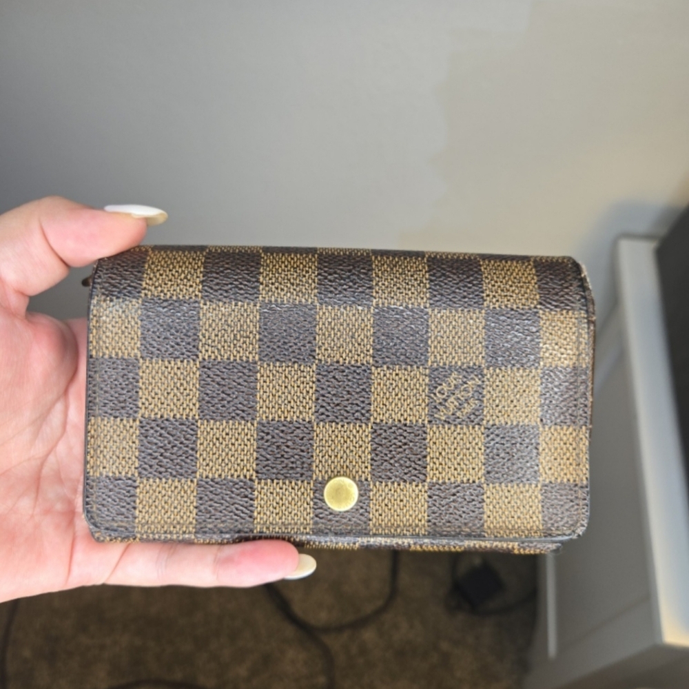 LOUIS VUITTON Tresor Bifold Wallet - Damier Ebene